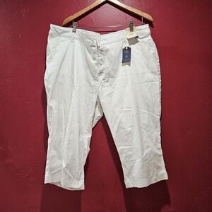 St John's Bay Mid Rise Capri Women's 22W White Secretly Slender